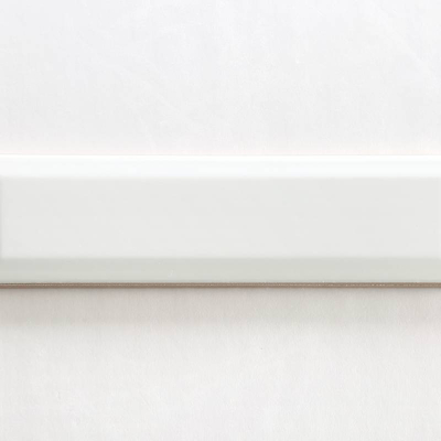 Gạch thẻ trang trí trắng bóng vát 75x300mm M75300X