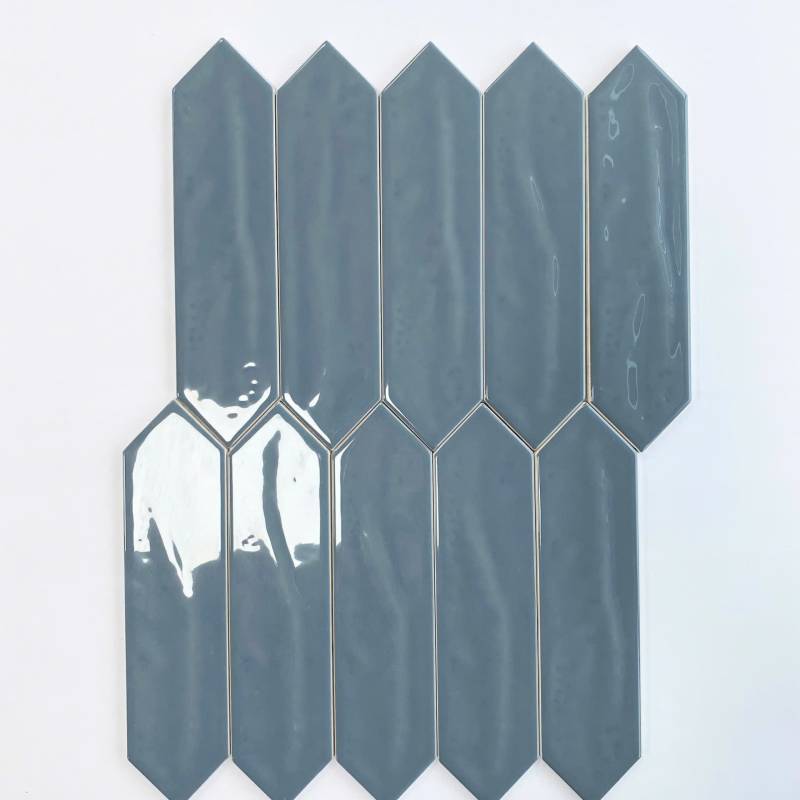 Gạch thẻ mũi tên 75x300mm xám đậm M75304J