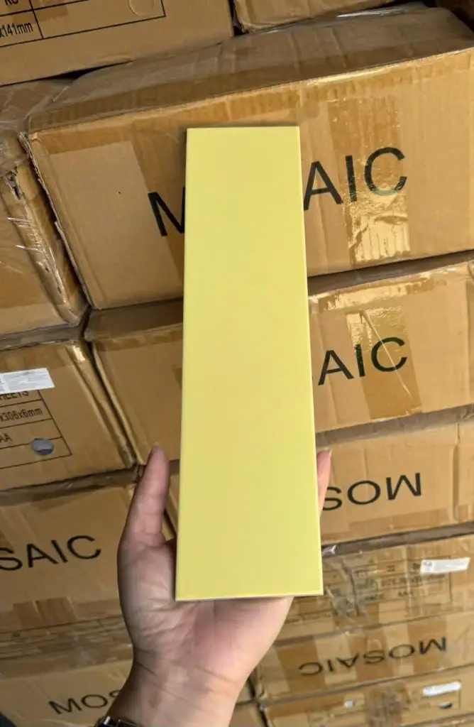 [DSC-205275355B] Gạch Thẻ 75x300mm Vàng Nhạt Bóng Phẳng 75355B