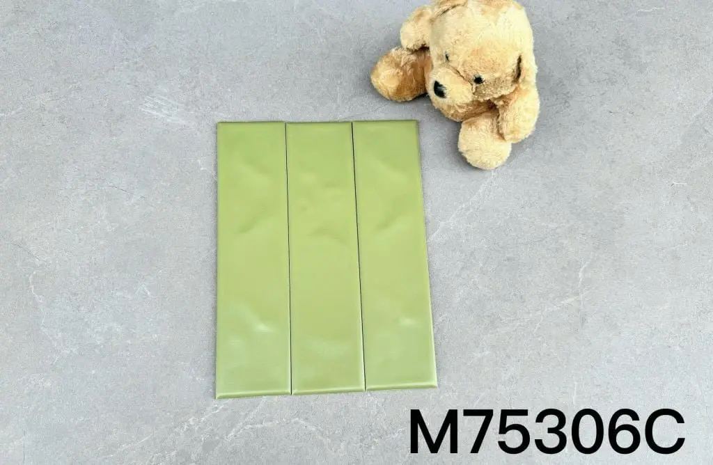 [DSC-M75306C] Gạch Thẻ Lượn Mặt Màu Xanh Lá Cây 75x300mm Mã M75306C