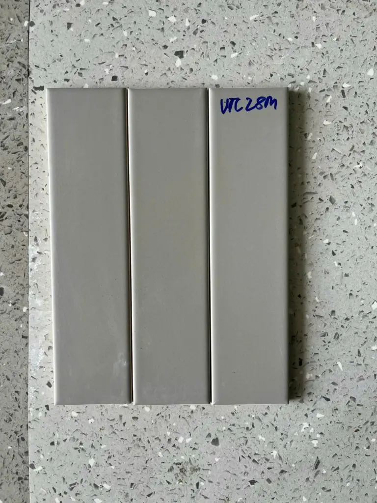 [DSC-UTC28M] Gạch thẻ 50x200mm xám nâu mờ UTC28M loại 1