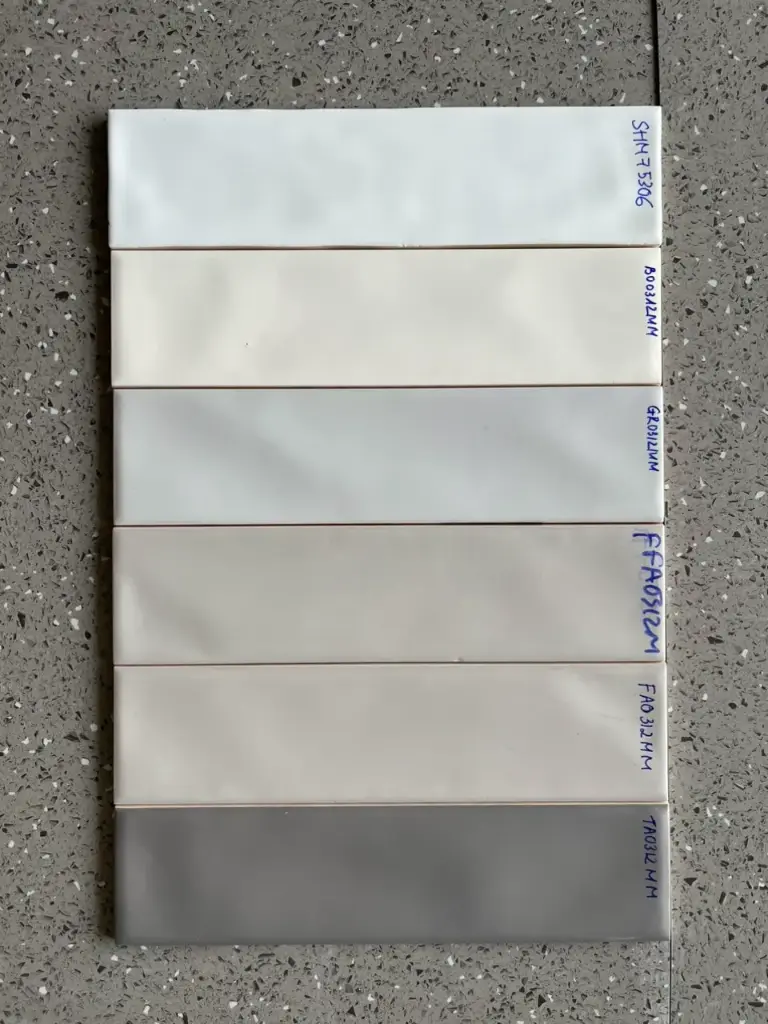 [DSC-SHM75306] Gạch thẻ mờ lượn mặt KT 75x300x44 mã SHM75306