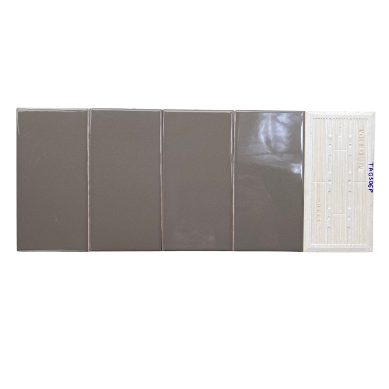 Gạch thẻ Việt Nam KT 75x150mm xương bóng phẳng loại 1 mã TA0306P